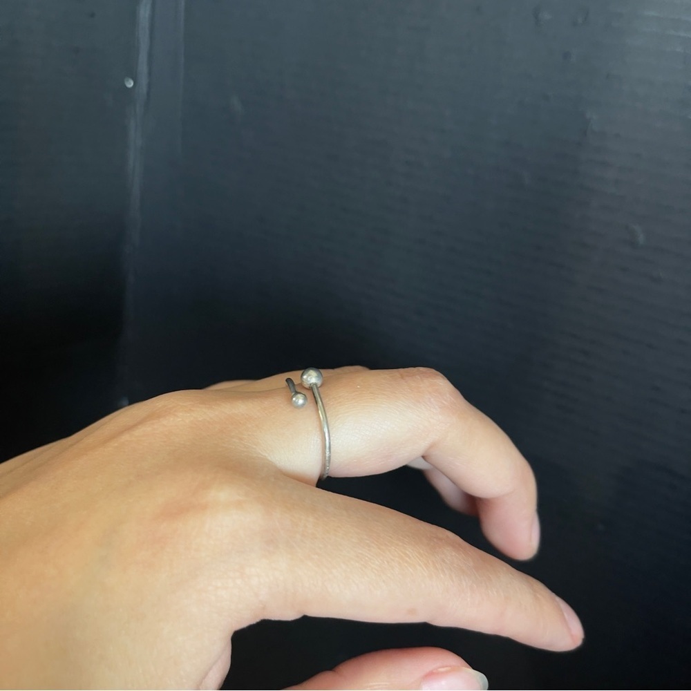Sterling silver adjustable small dainty ball ring - Picture 3 of 5